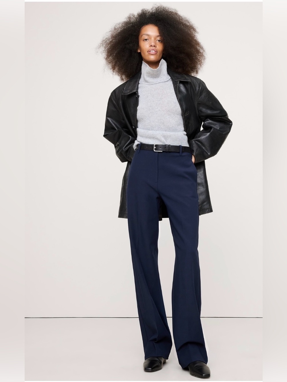 NWT-Banana Republic Navy Ultra High-Rise Modern City Stretch Pant, Size 6